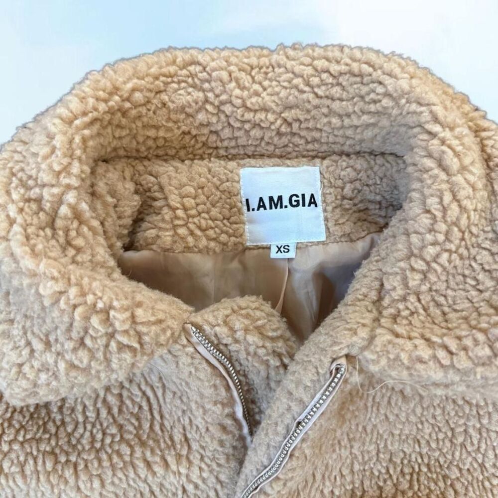 Iamgia Women's Tan and Cream Jacket